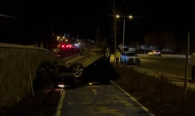 Yozgat'ta kontrolden çıkan otomobil takla attı: 3 yaralı
