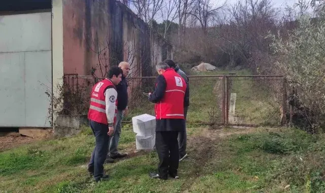 Kızılay yardıma muhtaç kişilere yardım elini uzatmaya devam ediyor