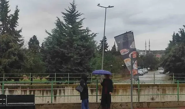 Sağanak yağış Tekirdağ'da etkili oldu
