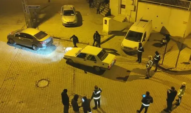 'NARKOALAN' uygulamasında 828 araç ve 2 bin 201 şahıs kontrol edildi