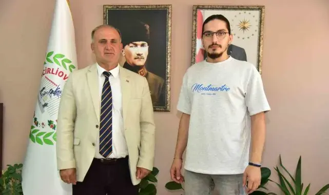 Başkan Kaya güzel haberi verdi, Berkay yeni protezine kavuştu