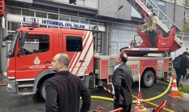 İstanbul Bahçelievler'de korkutan iş yeri yangını