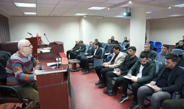 Kahta Belediyesi personeline ihale kanunu konulu eğitim