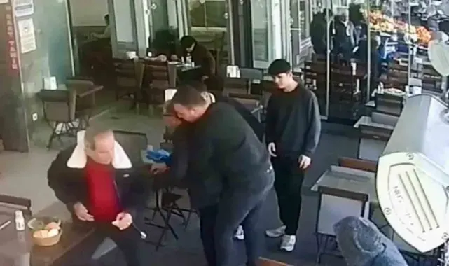 Bodrum'da dönerciden Heimlich manevrası