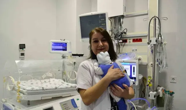 Sokakta bulunan bebek sağlığına kavuştu