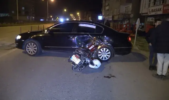 Otomobil ile motosiklet çarpıştı: 2 yaralı