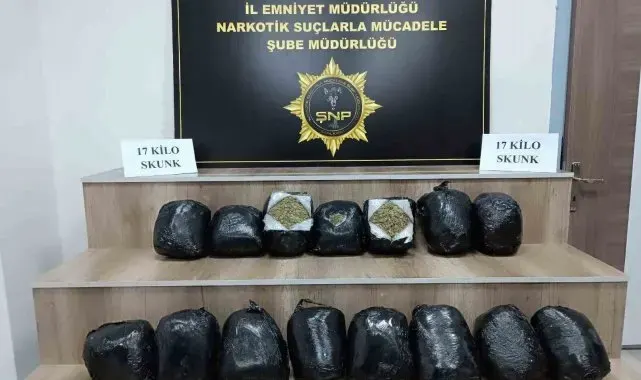 Siverek'te 21 kilo uyuşturucu ve 17 silah ele geçirildi