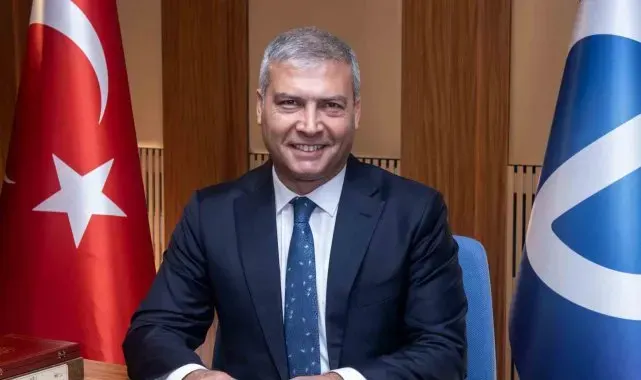 Göreve başlayan Rektör Adıgüzel "Yeni şeyler söyleme zamanı"