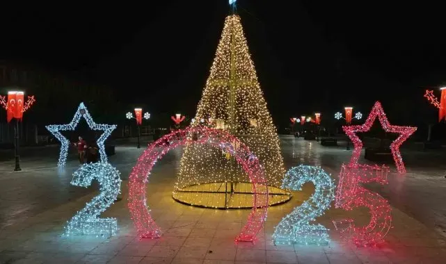 Antalya yeni yıla hazır