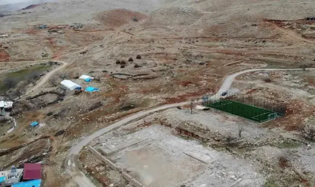 Bir dönem hayvanların yemleri dahi helikopterle taşınıyordu: Terörden arındırılan Eruh, hizmetle anılıyor