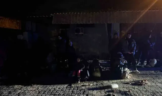 Aydın'da 22 düzensiz göçmen ve 3 organizatör yakalandı