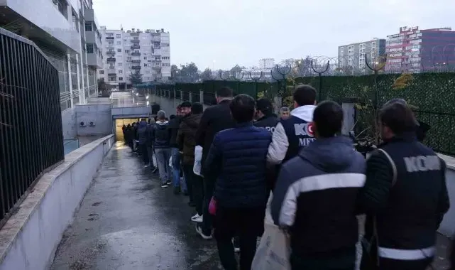 Mersin'deki rüşvet operasyonu: Aralarında müdürün de olduğu 91 şüpheli tutuklandı
