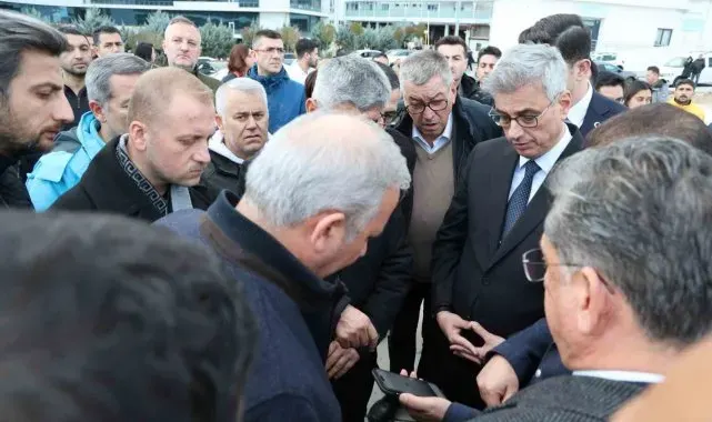 Sağlık Bakanı Prof. Dr. Memişoğlu, helikopter kazasının yaşandığı bölgede incelemelerde bulundu