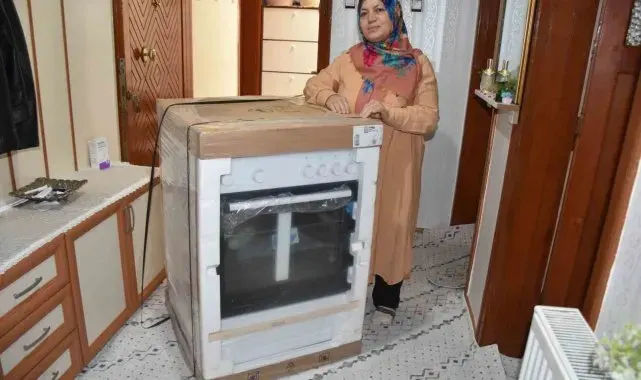 Şahinbey Belediyesi'nden hediye yağmuru
