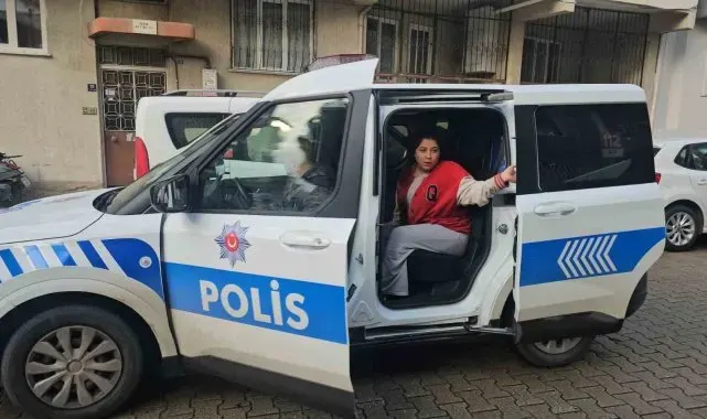 Kazada yaralanan öğrenciyi sınava polisler yetiştirdi