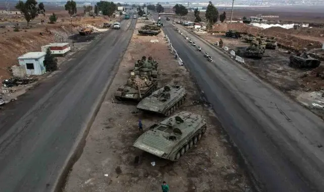 Esad'dan geriye Şam'ın girişine konuşlandırdığı tanklar kaldı