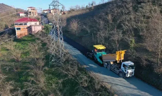 Ordu'da sıcak asfalt çalışmaları devam ediyor