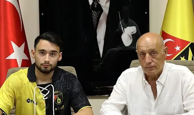 İstanbulspor, Ünal Emre Durmuşhan'ı renklerine bağladı