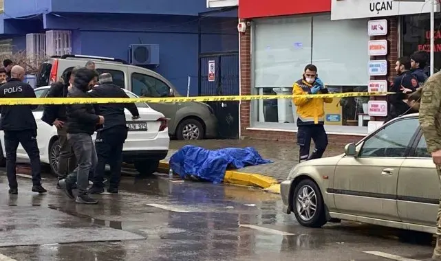Uzman çavuş sokak ortasında hayatına son verdi