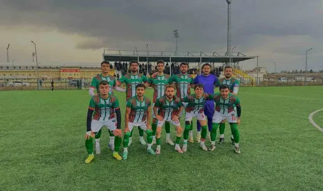 Yaygınspor namağlup lider olarak play-off'lara yükseldi