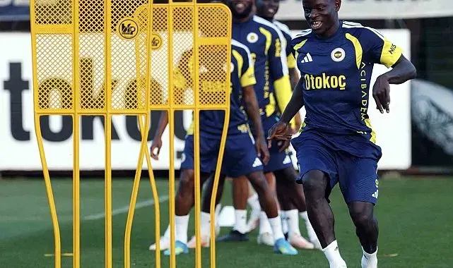 Fenerbahçe, Beşiktaş maçı hazırlıklarını tamamladı
