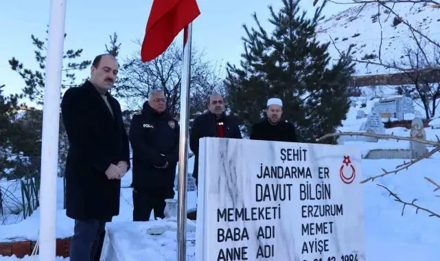 Şehit Davut Bilgin'in mezarını ziyaret ettiler
