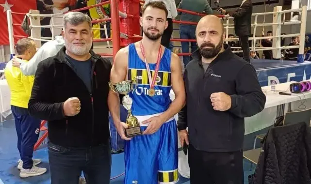 Bilecikli boksor 'Büyük Erkekler Boks Şampiyonası'na damga vurdu