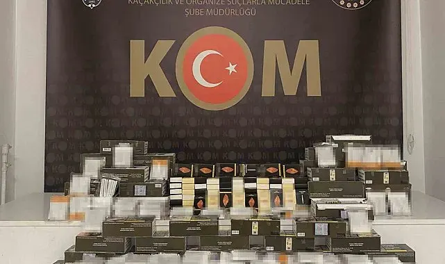 İzmit'te 21 bin 500 adet doldurulmuş makaron ele geçirildi
