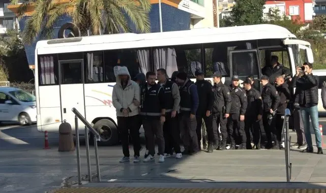 Alanya'da yasa dışı bahis operasyonu: 13 gözaltı