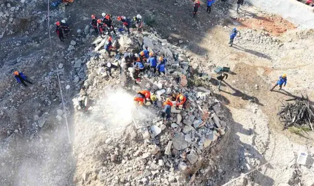 Ordu'da gerçeğini aratmayan deprem tatbikatı