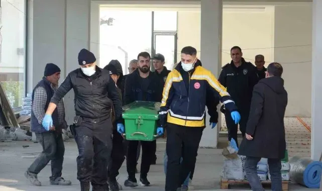 Mersin'de asansör boşluğuna düşen işçi hayatını kaybetti