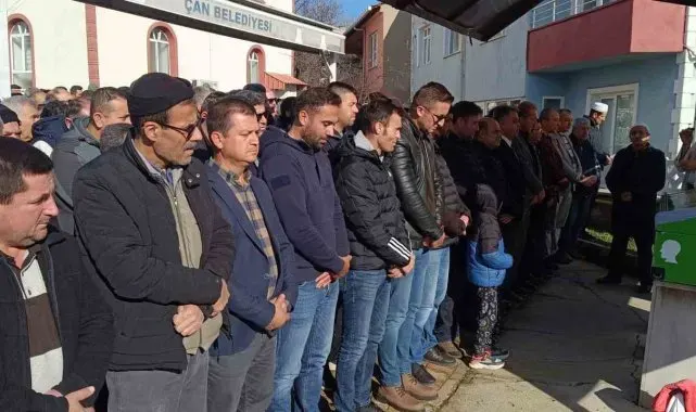 Kalp krizi geçiren muhtar son yolculuğuna uğurlandı