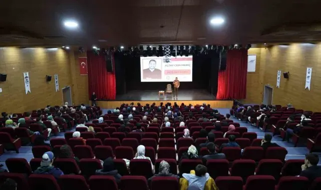 Sultangazi'de Belediyesi'nden "Okumak ve Yaşamak" üzerine söyleşi