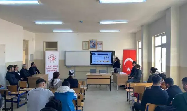 Tunceli'de liseli gençlere eğitim