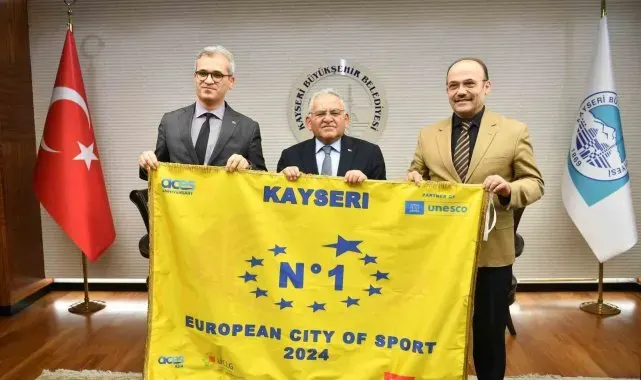 Başkan Büyükkılıç: "Avrupa spor şehri Kayseri, Altın Bayrak'la taçlandı