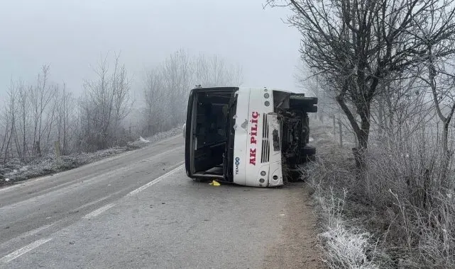 Bolu'da Akpiliç'in işçi servisi devrildi: 9 yaralı