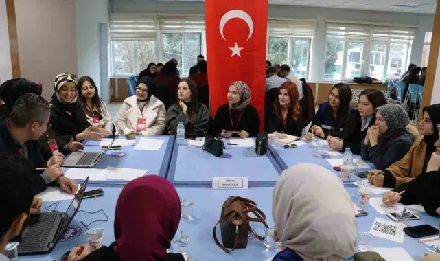 Amasya'nın gençleri "gençlik politikaları" için buluştu