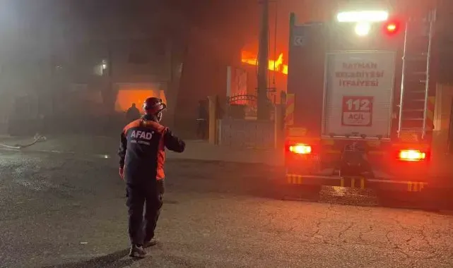 Batman'da mobilya fabrikasında yangın