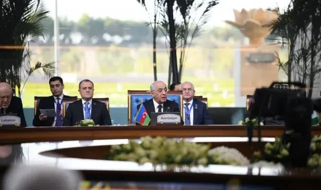 Azerbaycan Başbakanı Asadov: "Ülkemiz, Filistin halkına insani yardım sağlamak için 2 milyon dolar ayırdı"