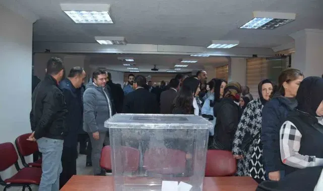 AK Parti Sinop İl Başkanlığı için temayül yoklaması