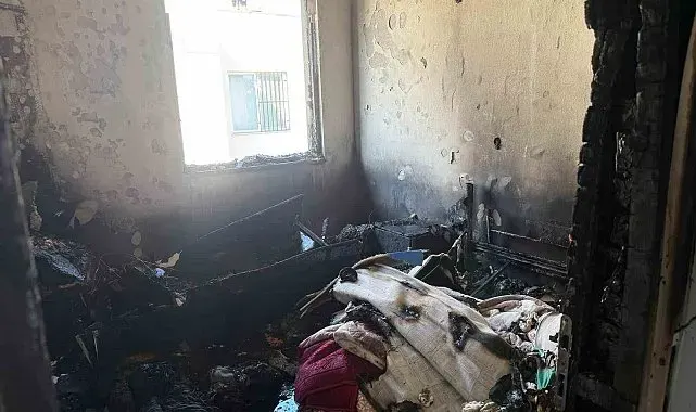 Ev yangınına ilk müdahaleyi ilaçlama motorlarına koydukları suyla yaptılar