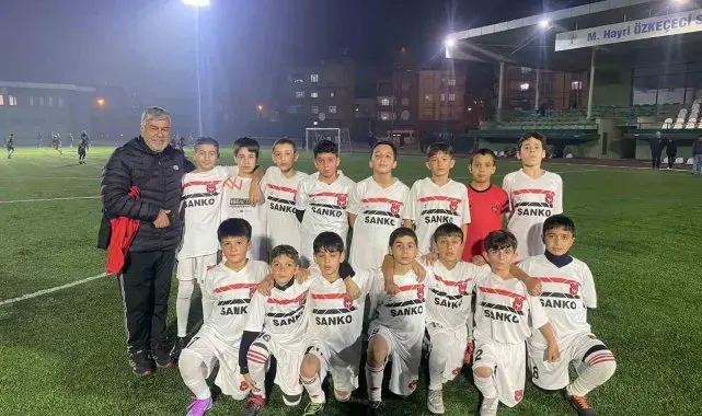 Şehitkamil Belediyesi 25 Aralık Kurtuluş Kupası Futbol turnuvası başladı
