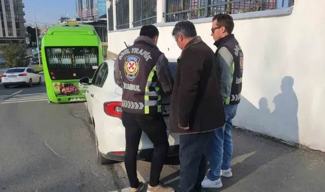 İstanbul'da ücret tartışmasında minibüsün kapısını açmayan şoför yakalandı