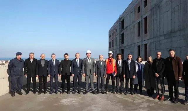 50 yataklı hastanede inşaat sürüyor
