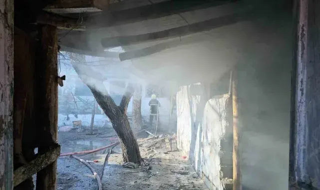 Kayseri'de evde çıkan yangın itfaiye ekiplerince söndürüldü