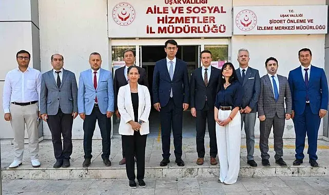 Uşak'ta sosyal hizmet çalışmaları değerlendirildi