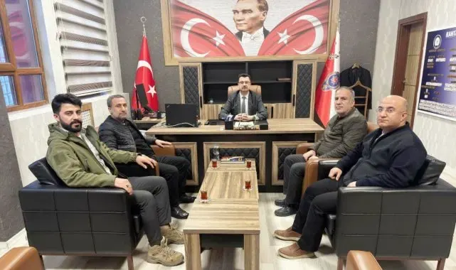 Gazeteciler, emniyet müdürü Arıcılar ile bir araya geldi