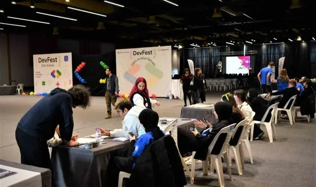Teknolojinin kalbi Konyaaltı'nda attı