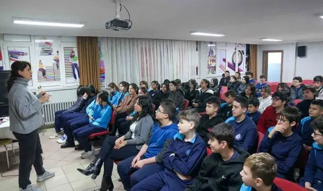 Tepebaşı'ndan 11 bin öğrenciye "İklim Değişikliği ve Enerji Yönetimi" eğitimi
