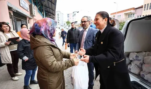 Denizli Büyükşehirden öğrencilere beslenme yardımı